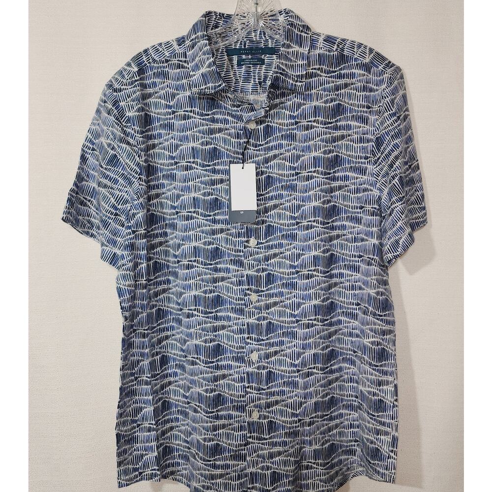 Perry Ellis button down shirt Size medium
